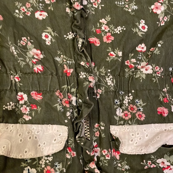 Adorable girls jacket army green with flowers - Picture 5 of 6
